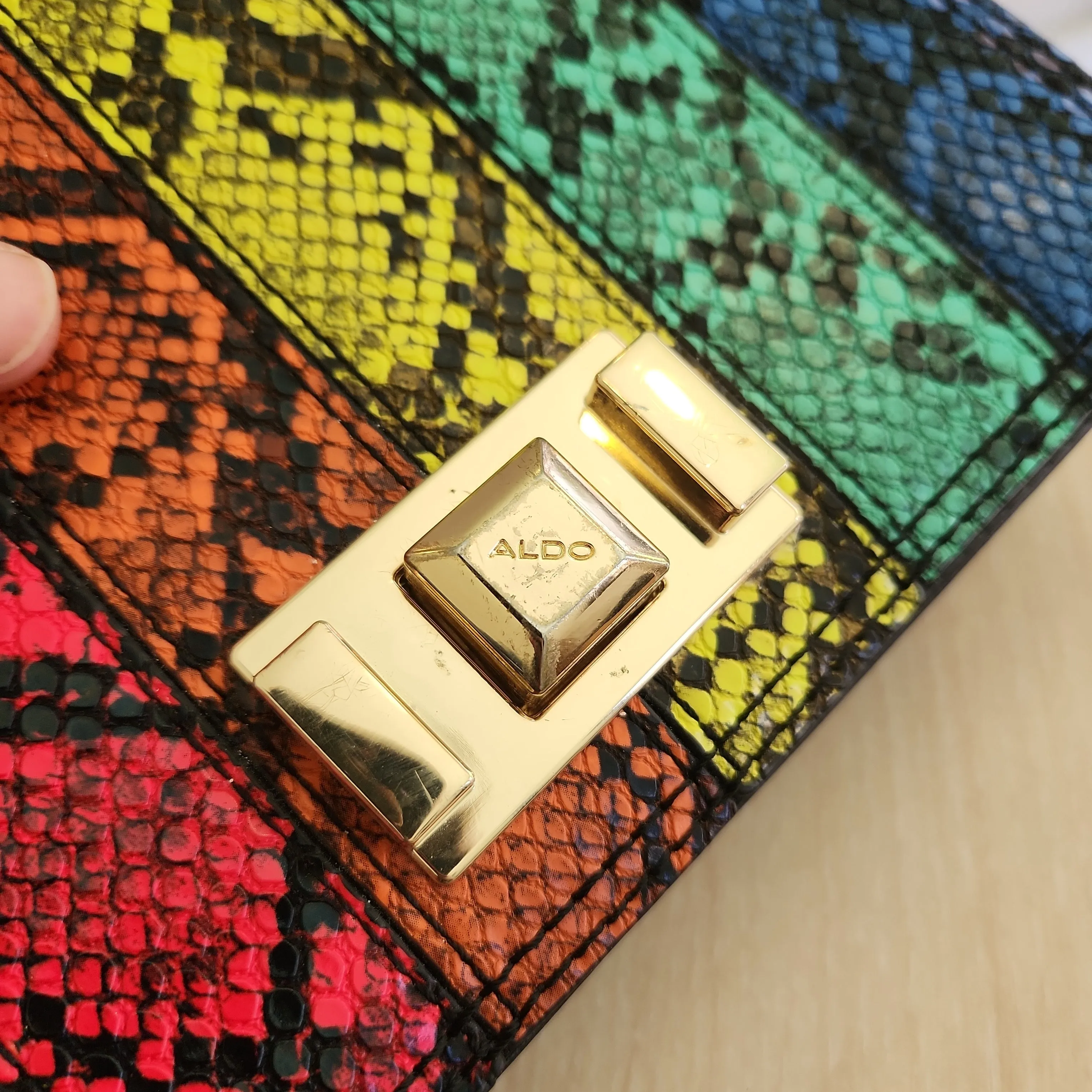 Pre-Loved ALDO Shoulder Bag in Multicoloured Snakeskin Print