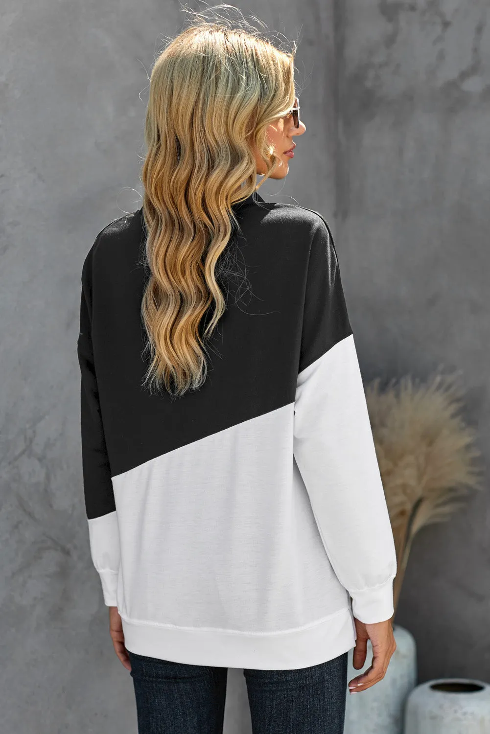 Black White Patchwork Dropped Shoulder Sleeve Sweatshirt