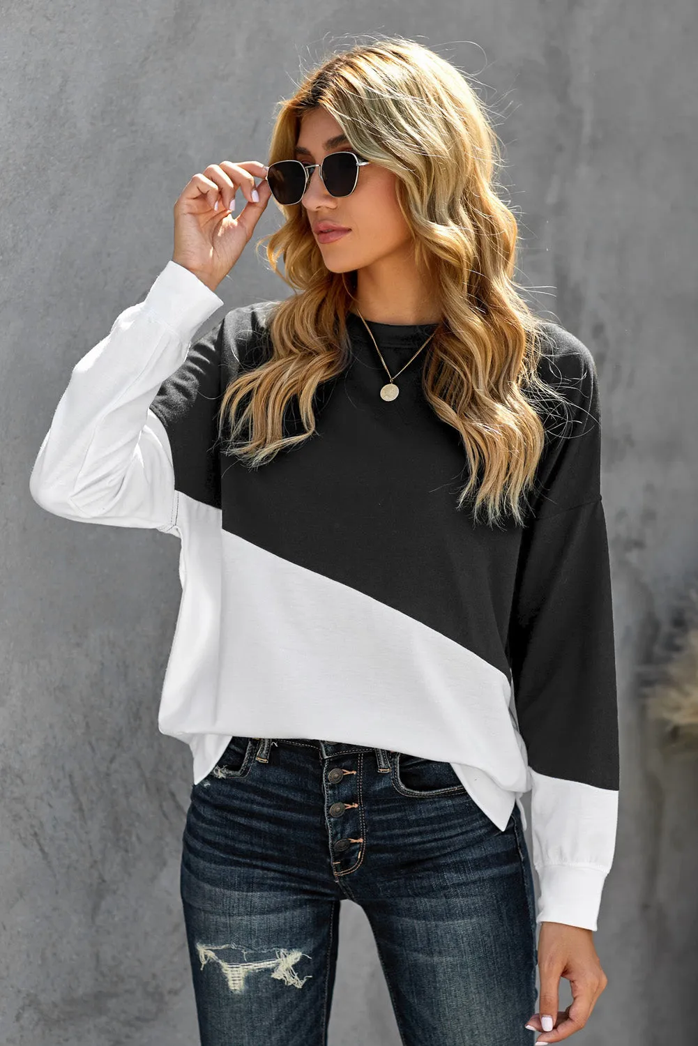 Black White Patchwork Dropped Shoulder Sleeve Sweatshirt