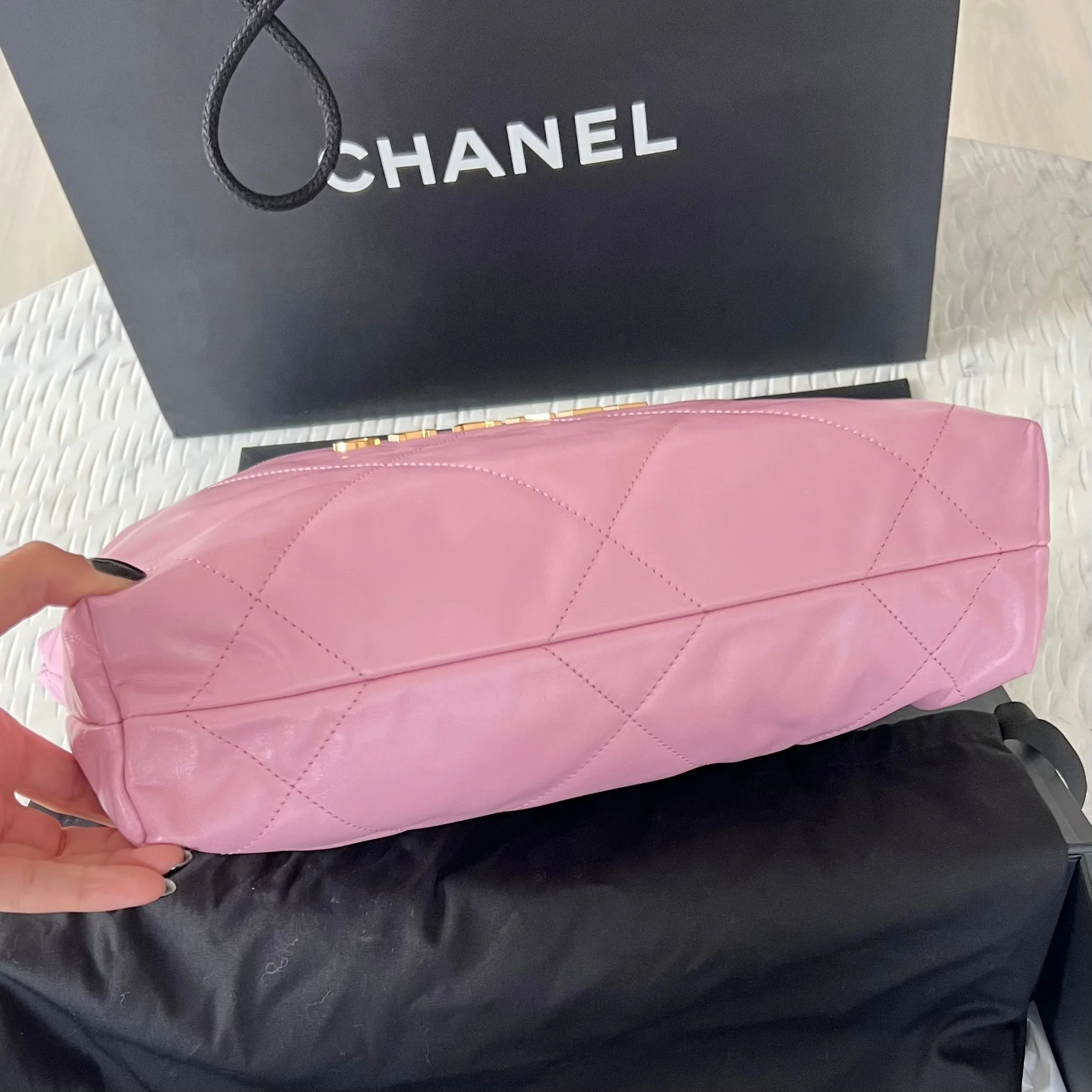 Chanel 22 Luxury Designer Handbag