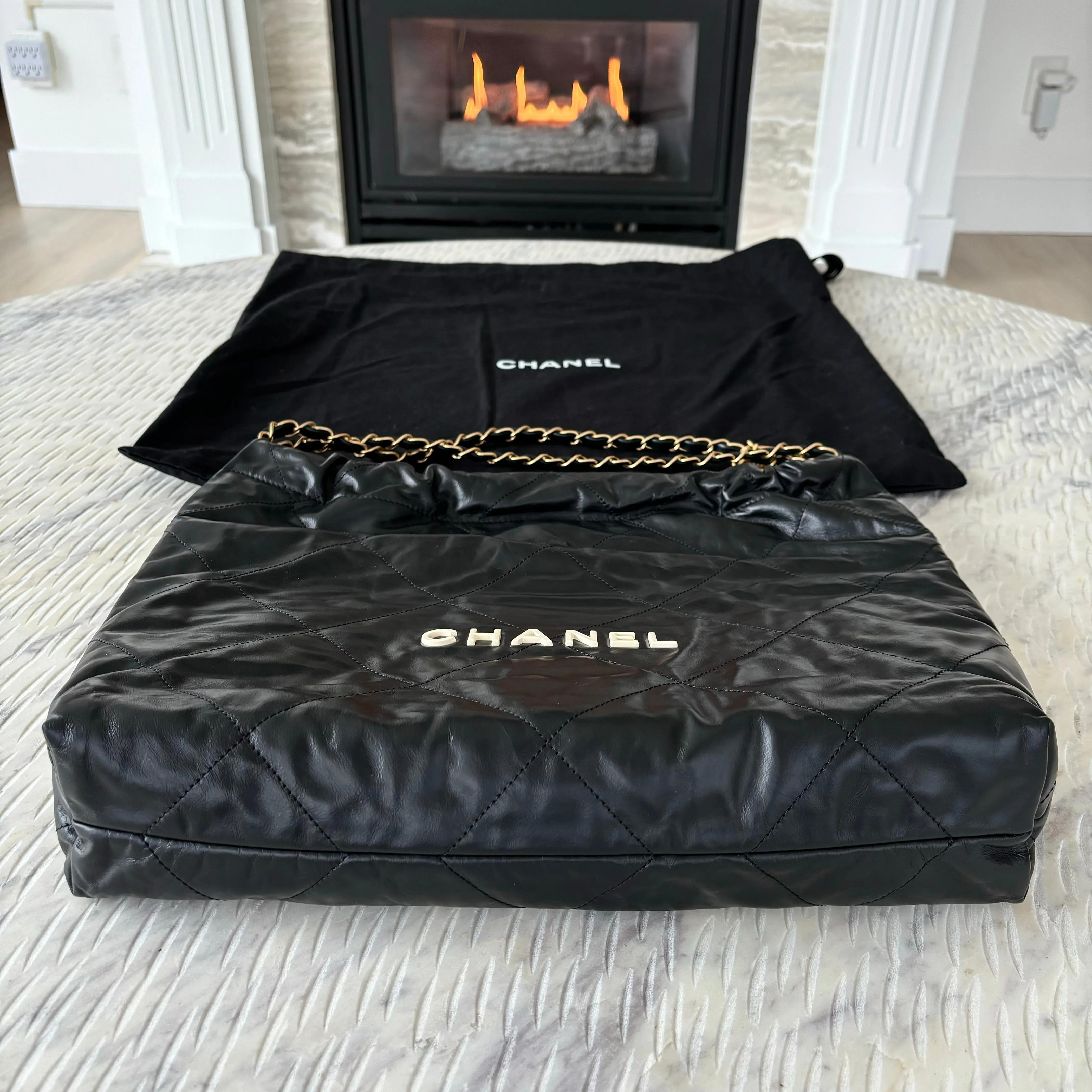 Chanel 22 Black Medium Bag