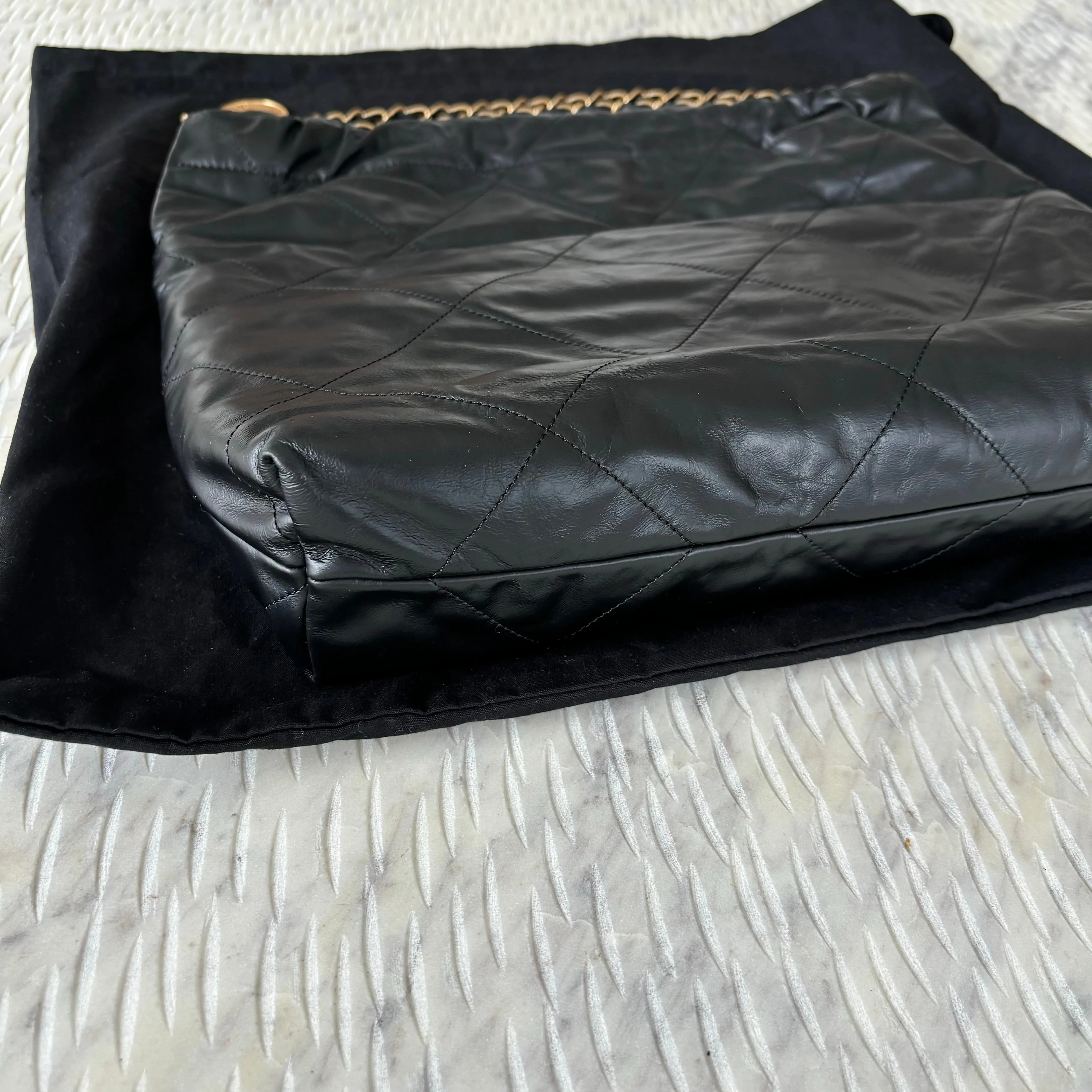 Chanel 22 Black Medium Bag