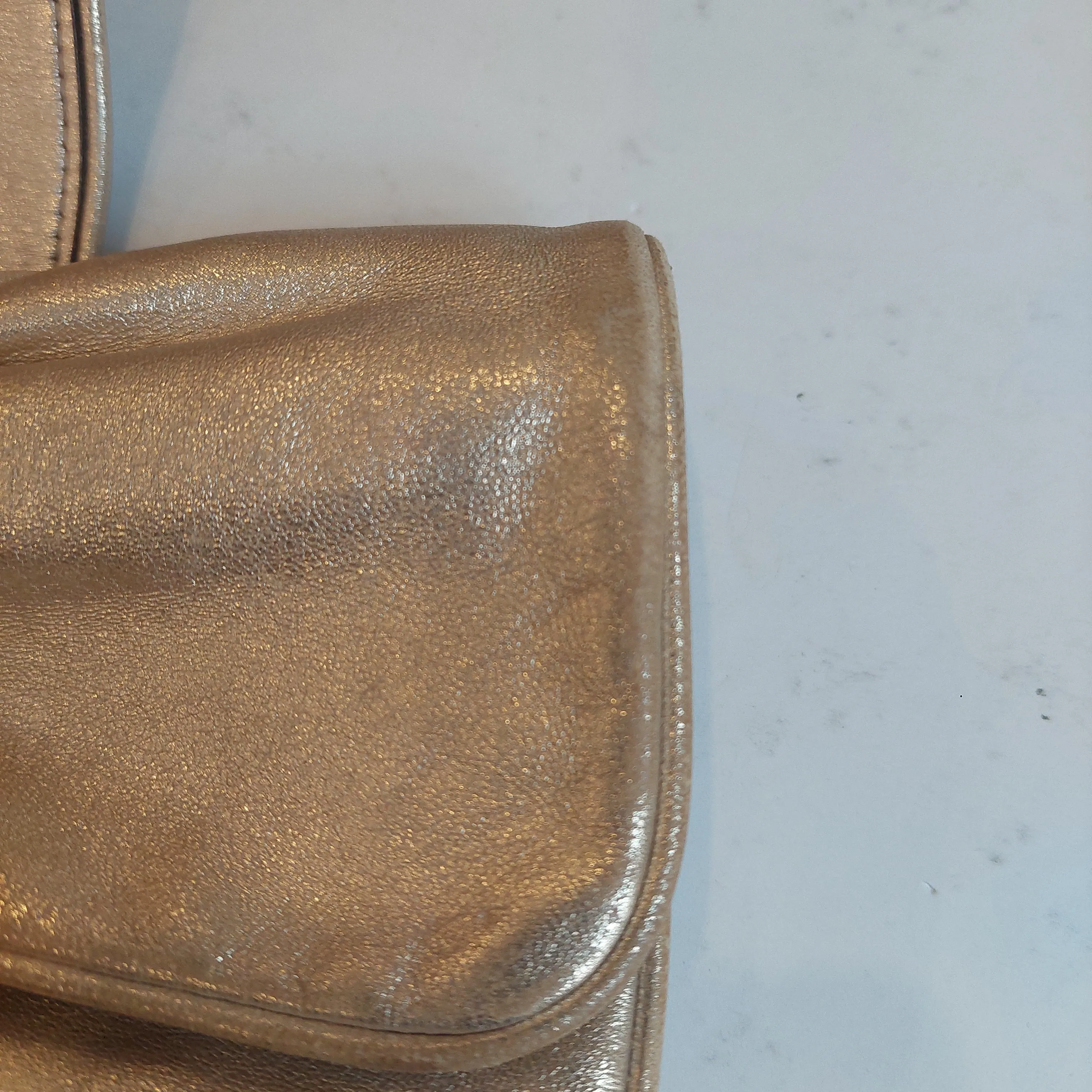 Gucci Gold Leather Vintage Clutch | Pre loved |