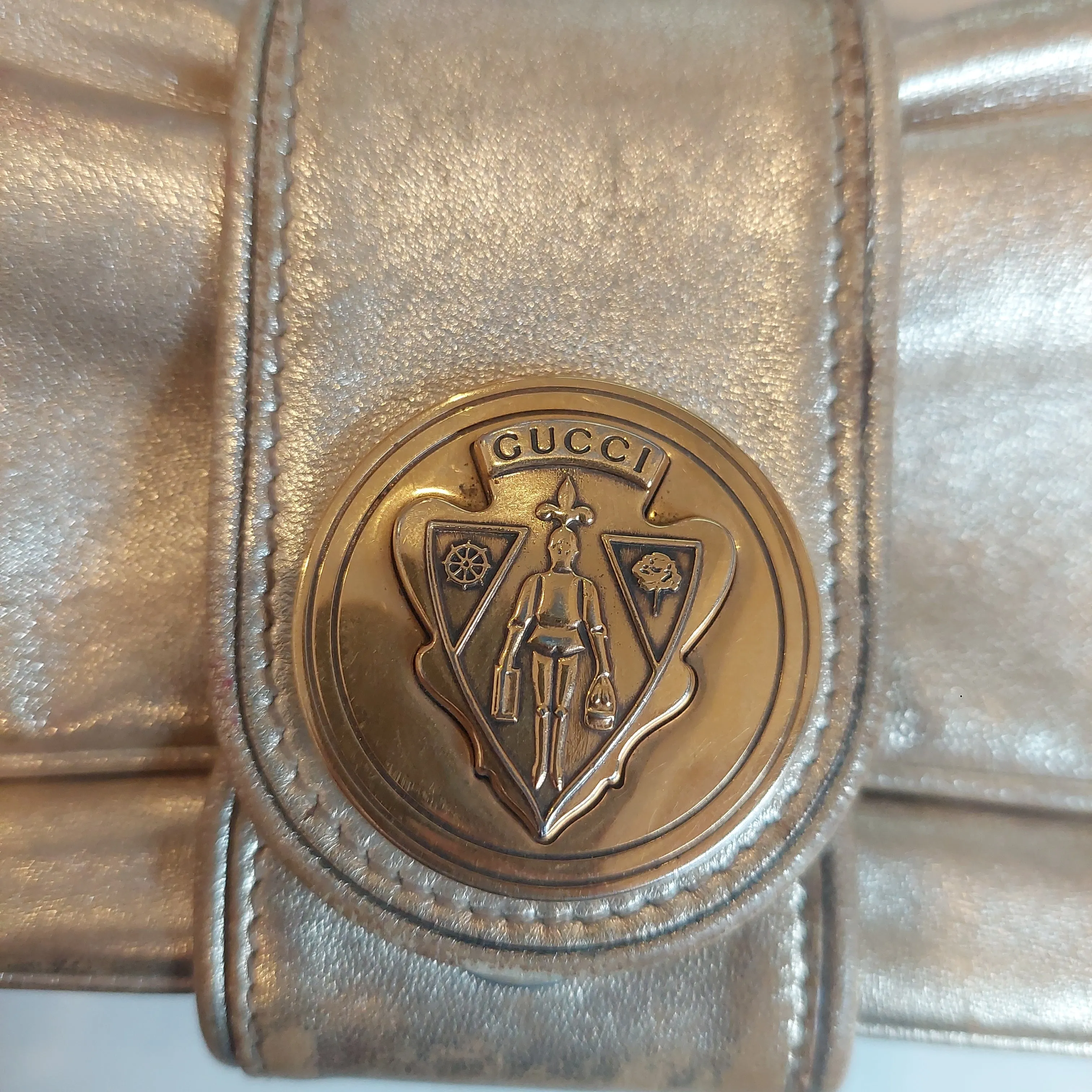 Gucci Gold Leather Vintage Clutch | Pre loved |