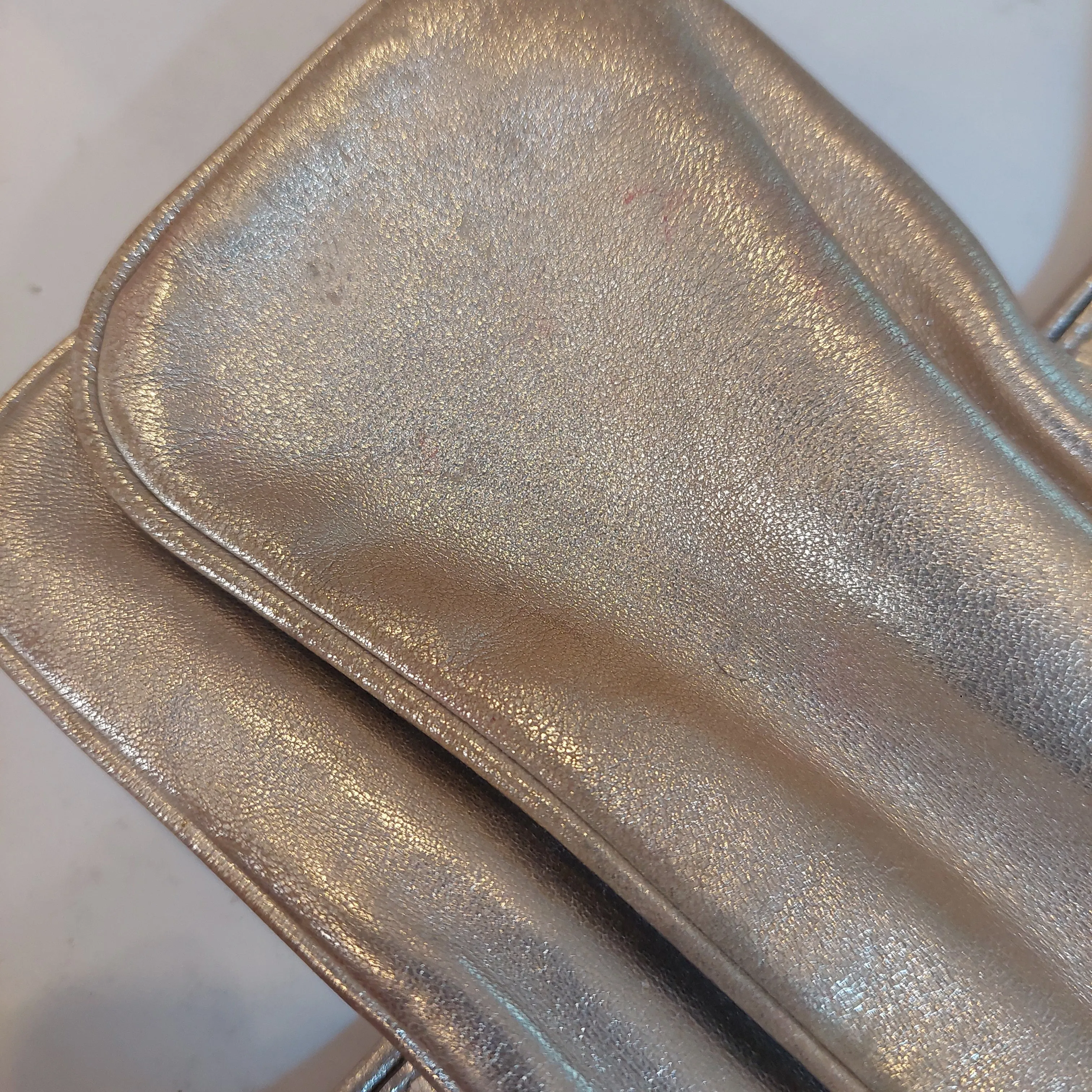 Gucci Gold Leather Vintage Clutch | Pre loved |