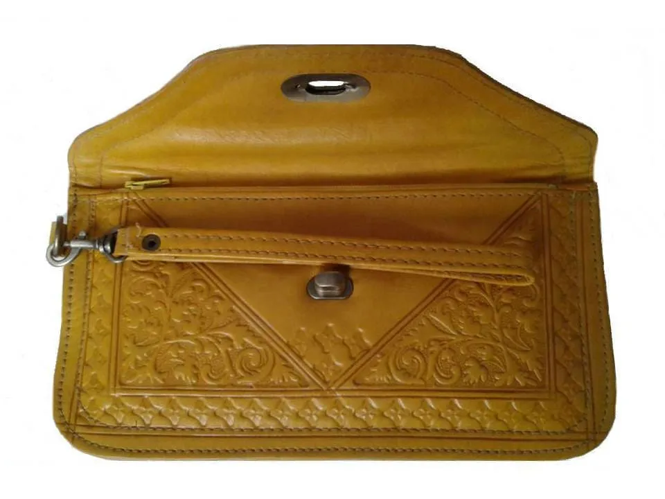 Kharrazine Clutch - Yellow