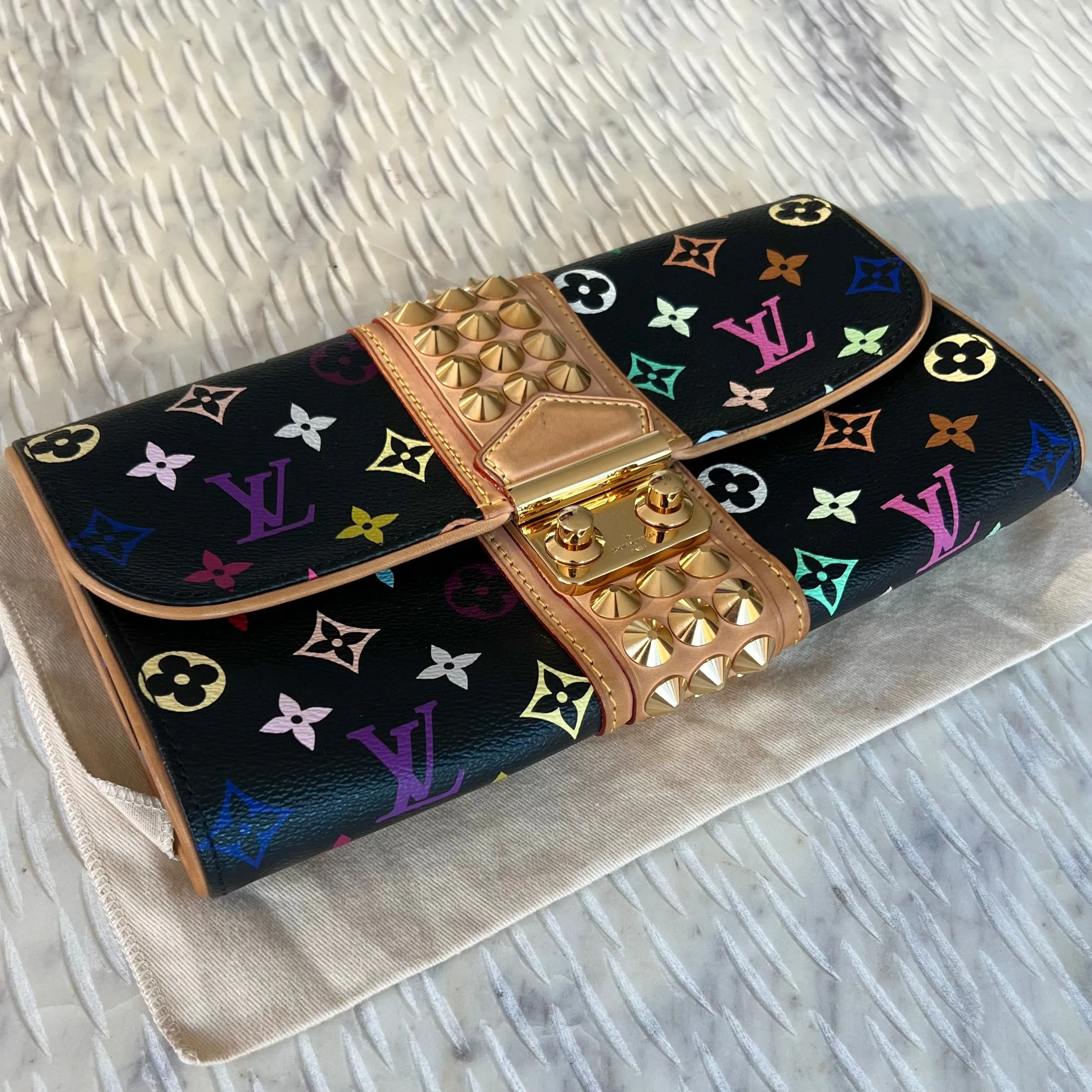 Louis Vuitton Courtenay Clutch