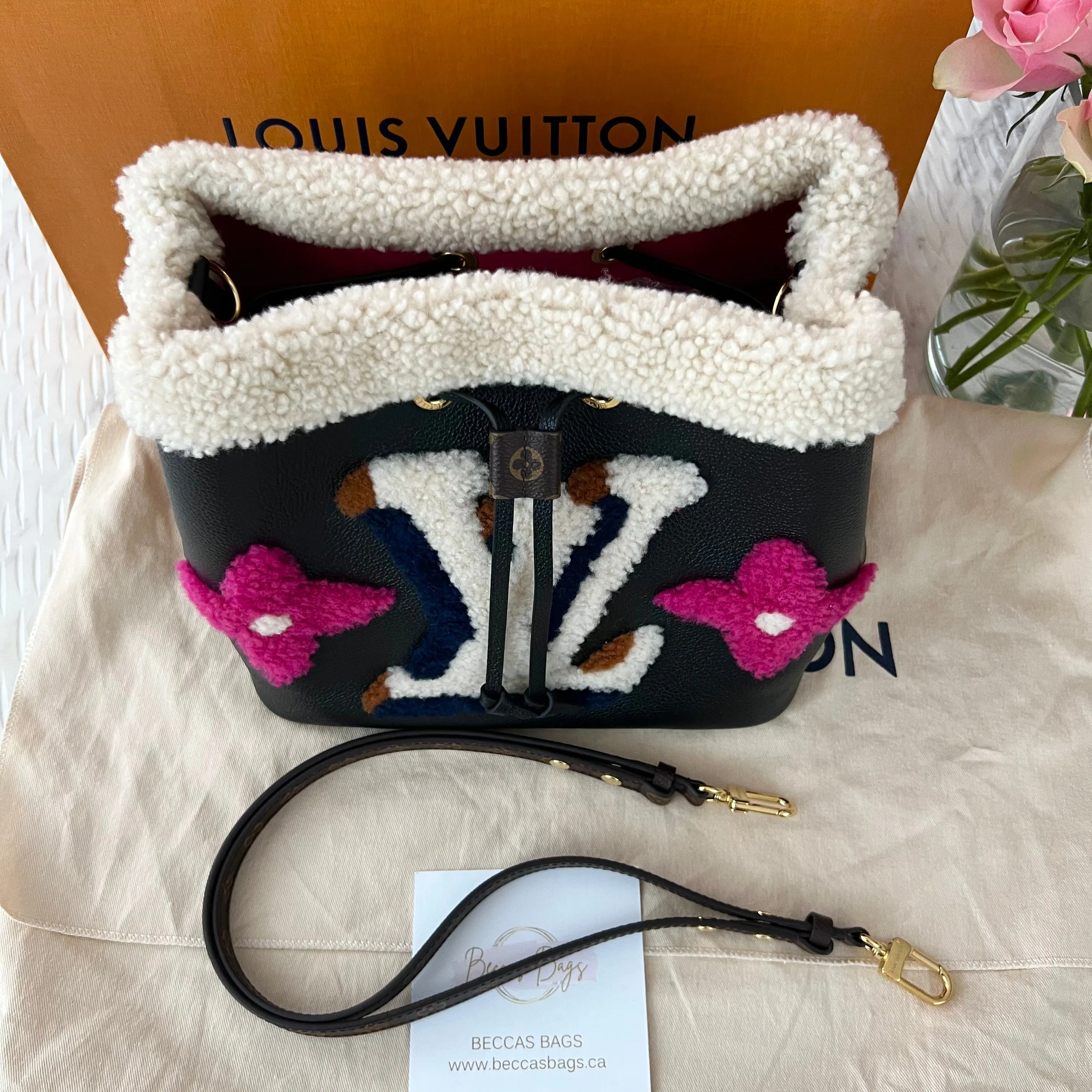 Louis Vuitton Teddy Monogram Neo Noe