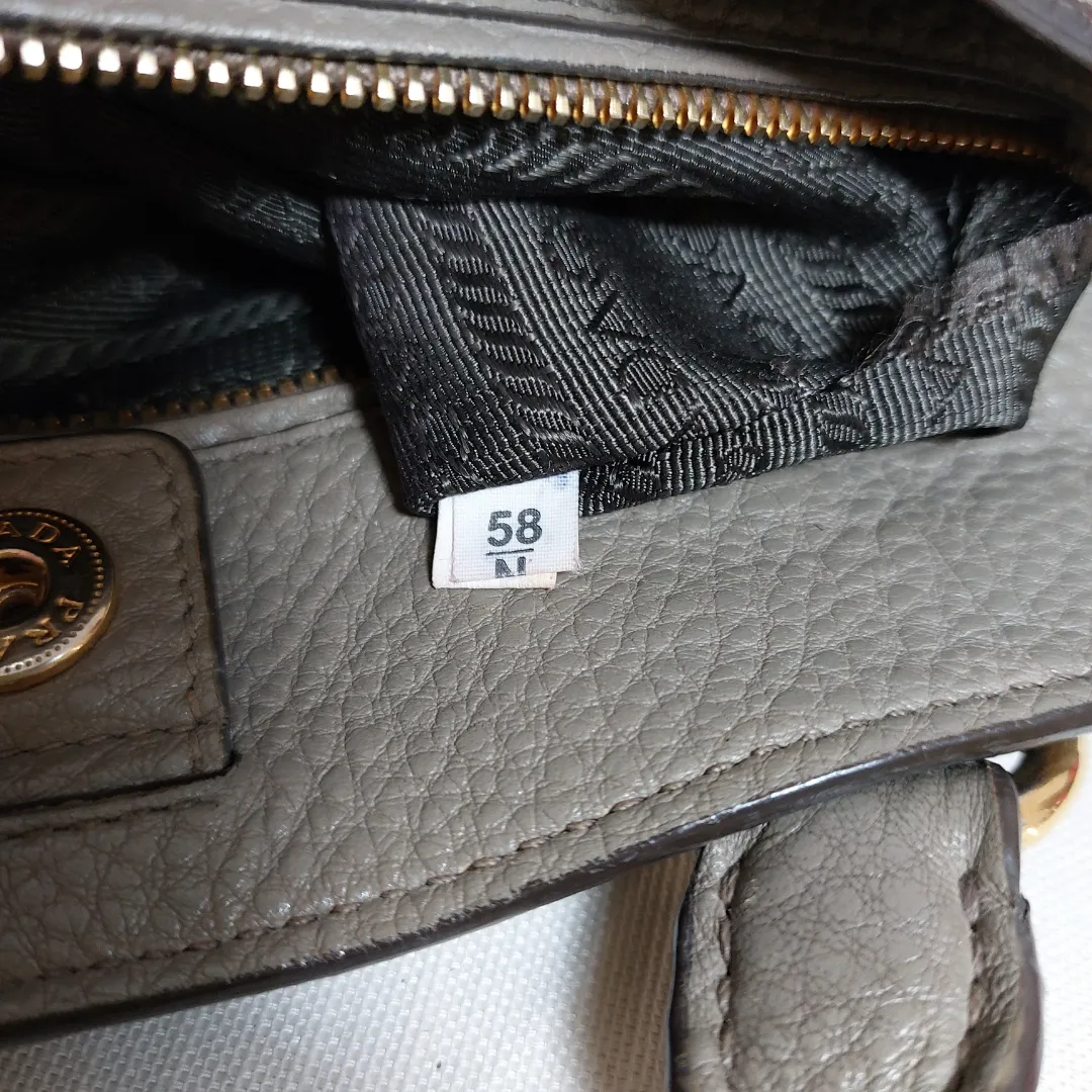 Prada Grey Pebbled Leather Tote | Pre Loved |