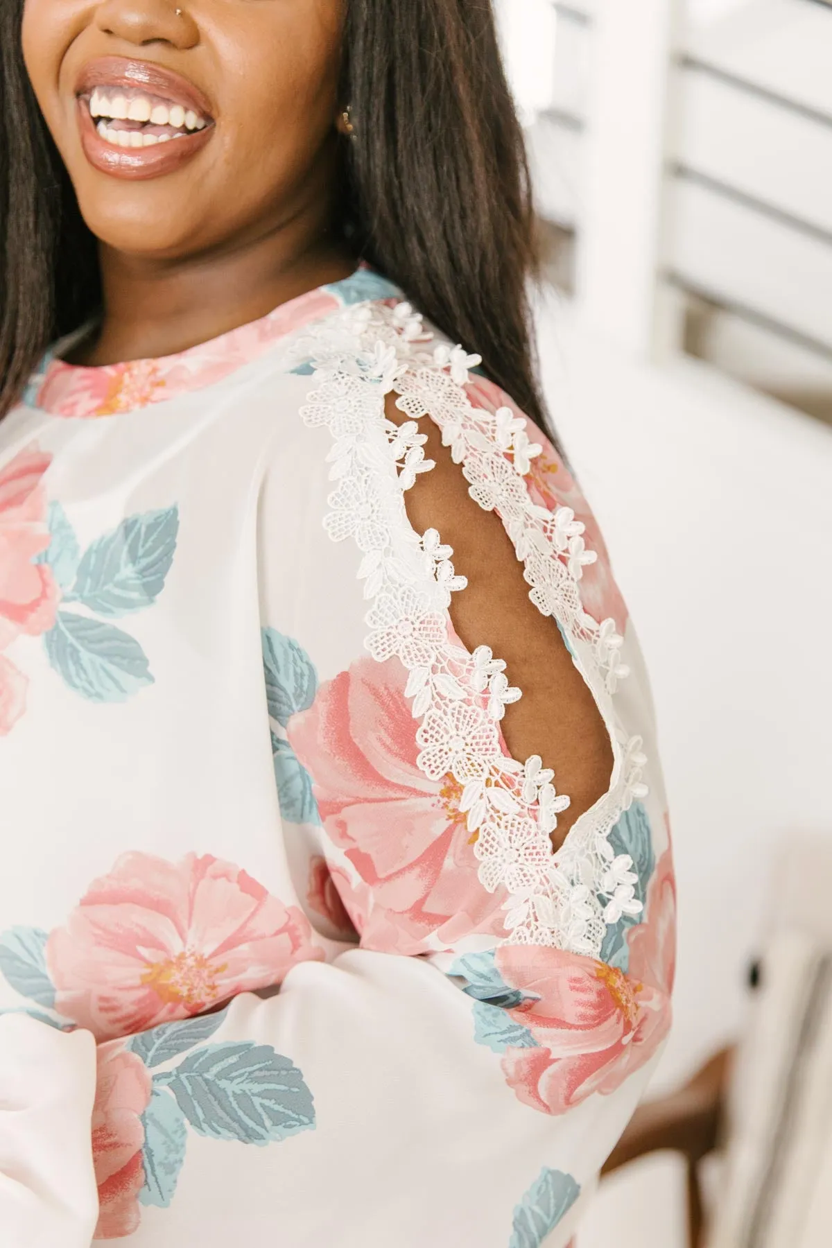 *Size S: Maisy Floral Blouse in Ivory