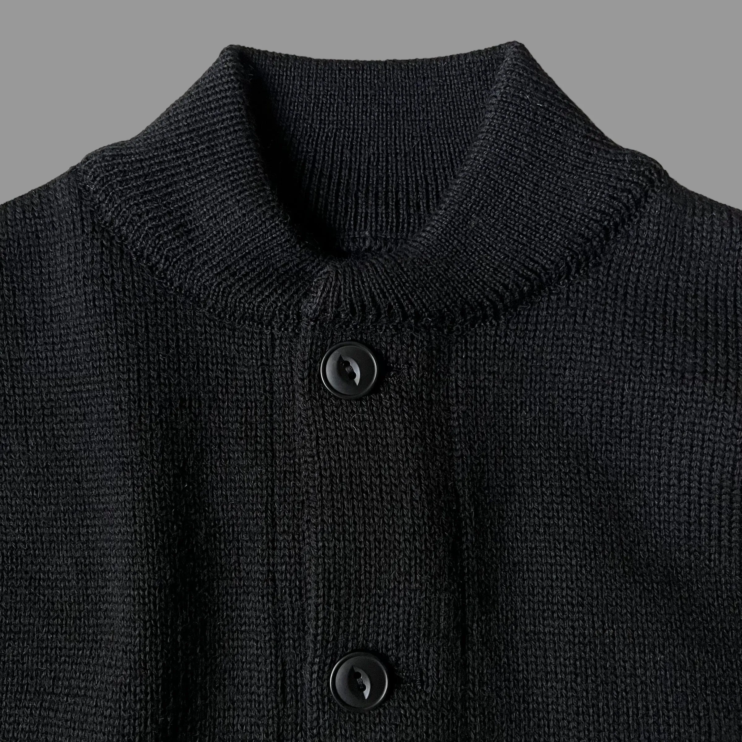 2 Black Cardigan Brig - Optimize and return the product title to English, requiring modifiers.