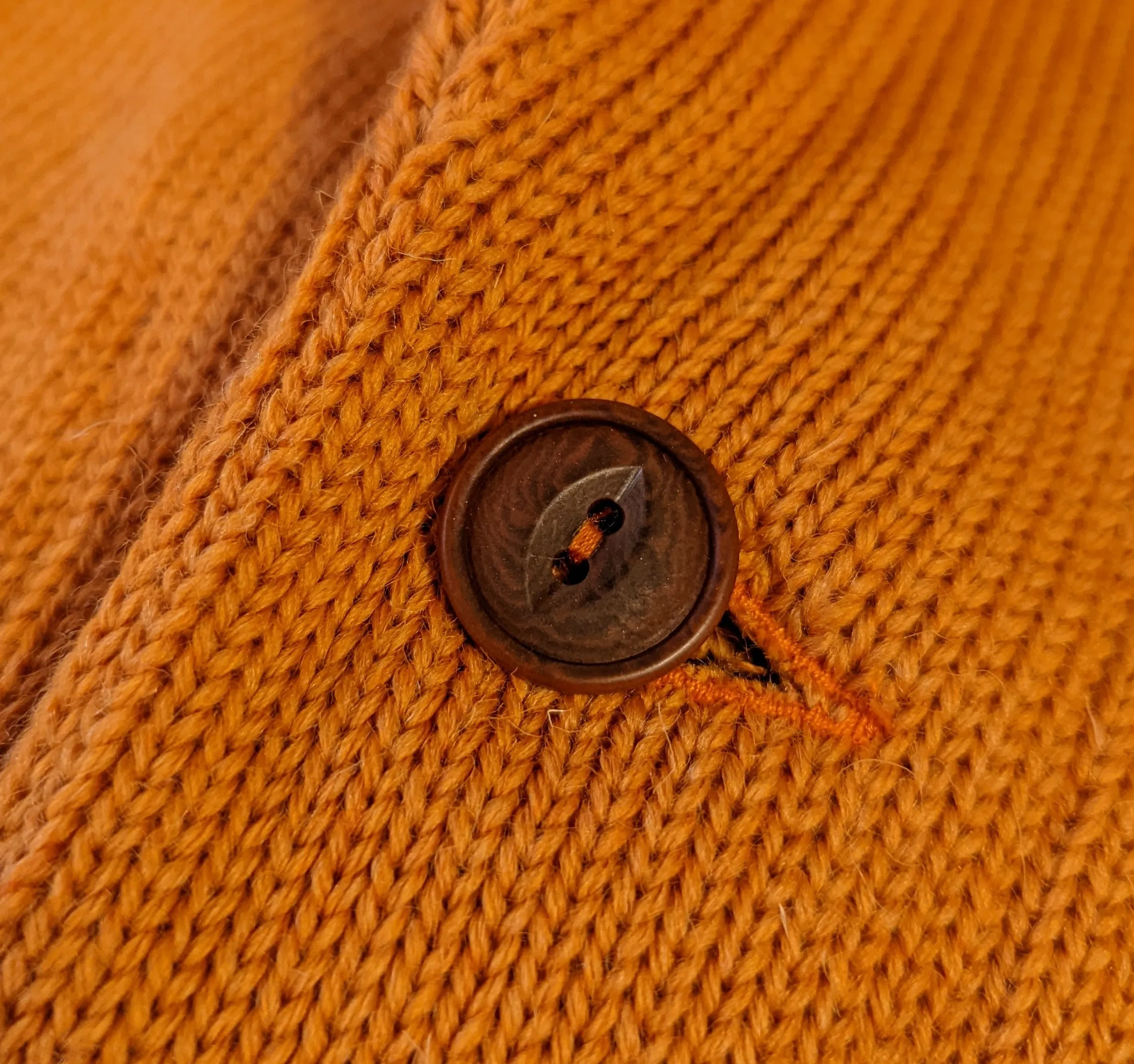 THE EXPLORER CARDIGAN - ORANGE